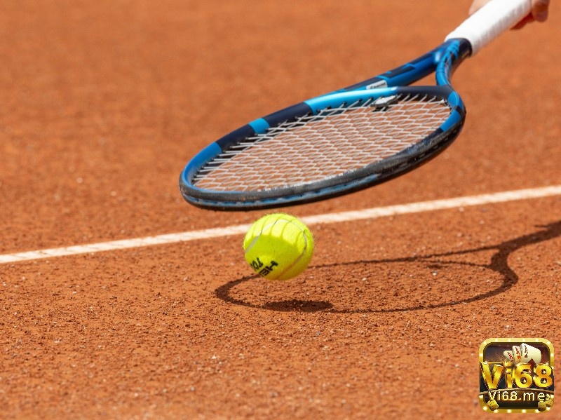Quần vợt hay tennis là một môn thể thao hấp dẫn