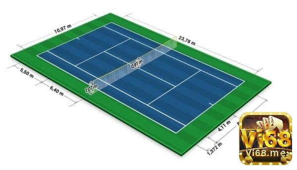Kích thước của sân quần vợt theo tiêu chuẩn quốc tế được thiết lập để đảm bảo công bằng